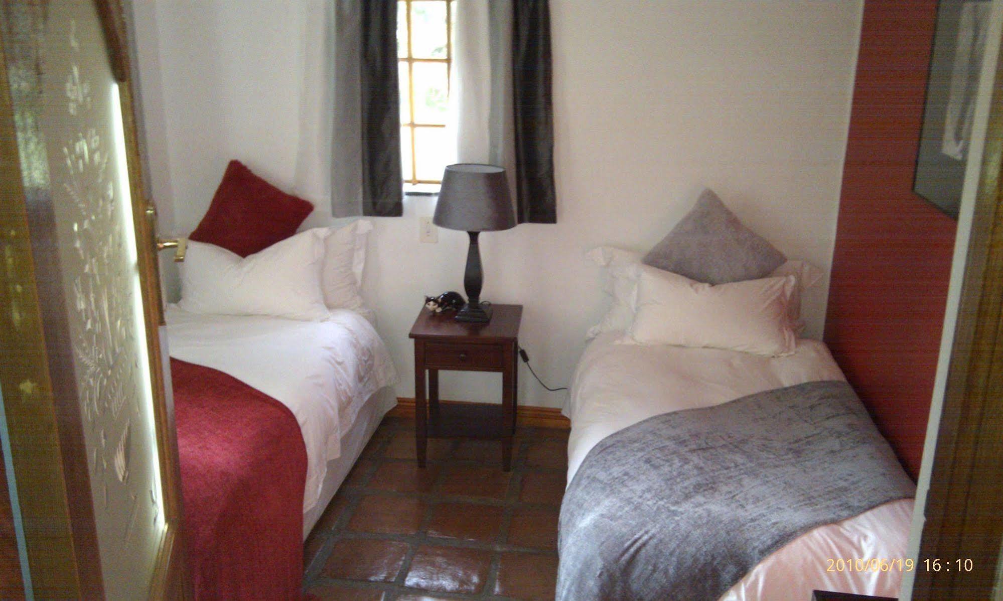 Orange-Ville Lodge & Guesthouse Stellenbosch Dış mekan fotoğraf